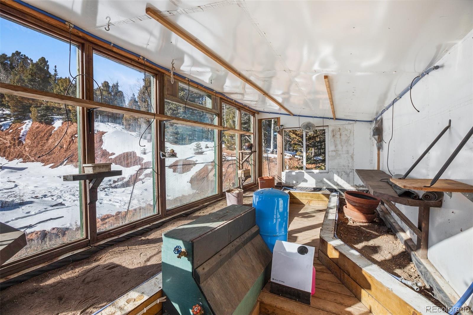 253 Anderson Road Florissant, CO 80816 - Photo 8 of 38 Gallery Image 8