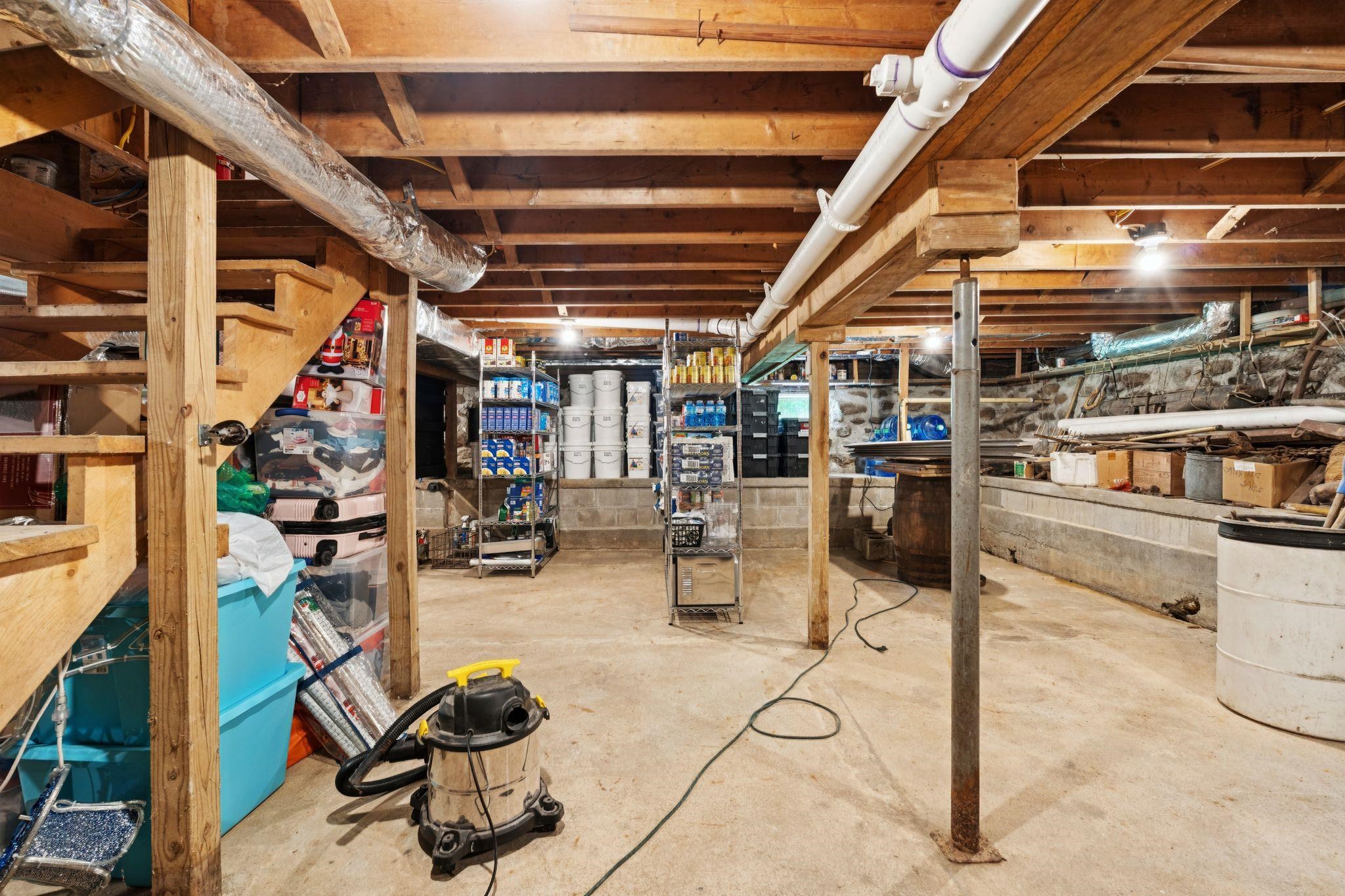 105 East Mountain Road Newport, NH 03773 - Photo 27 of 32