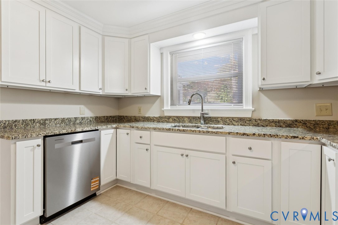 19 Goodwin Road Newport News, VA 23606 - Photo 10 of 40 Gallery Image 10