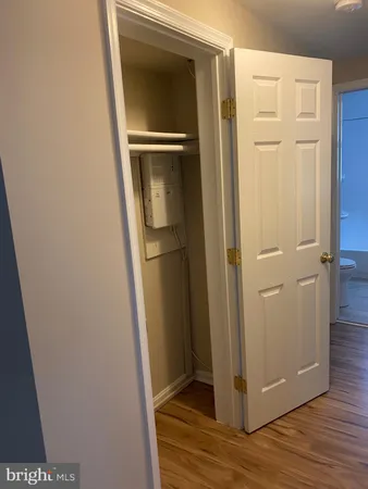 $1,995 | 1805 Key Boulevard, Unit 511, Arlington, VA 22201