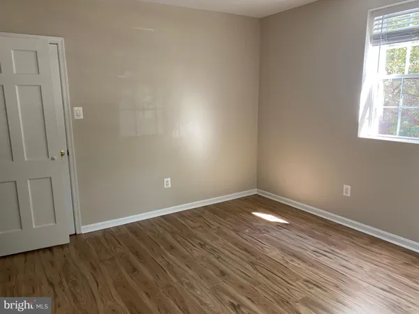$1,995 | 1805 Key Boulevard, Unit 511, Arlington, VA 22201