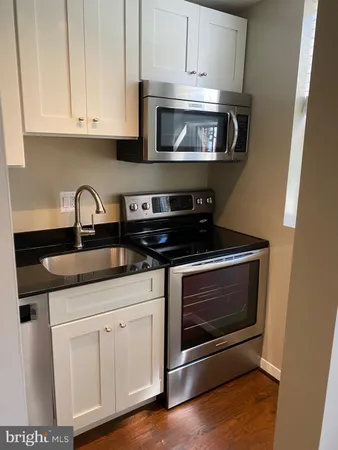 $1,995 | 1805 Key Boulevard, Unit 511, Arlington, VA 22201