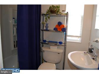 1423 Collings Road Camden, NJ 08104 - Photo 9 of 11