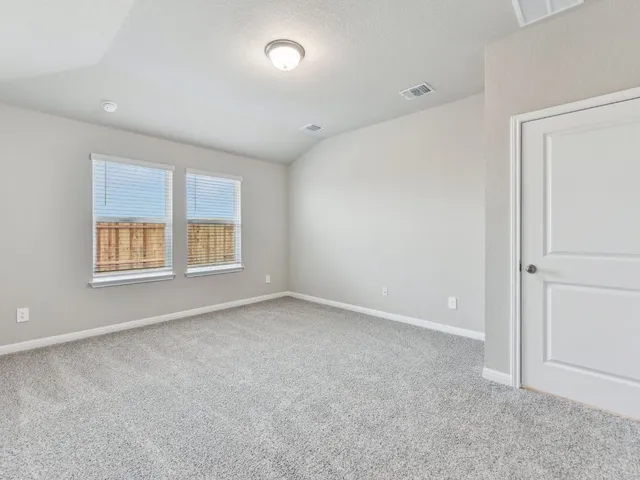 $345,035 | 100 Honey Bee Road, Jarrell, TX 76537