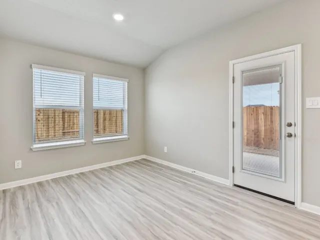 $345,035 | 100 Honey Bee Road, Jarrell, TX 76537