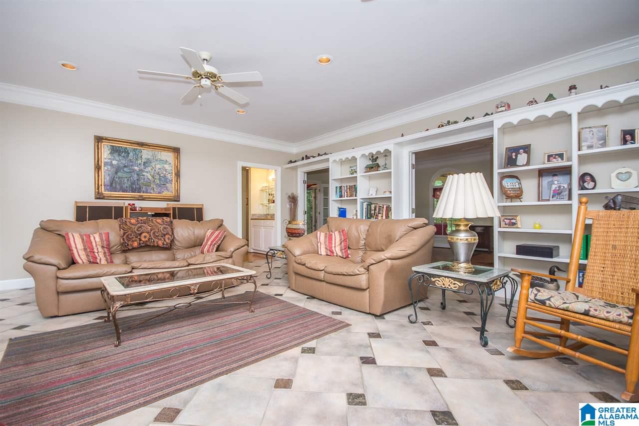 403 Poplar Ridge Drive Alabaster, AL 35007 - Photo 8 of 25
