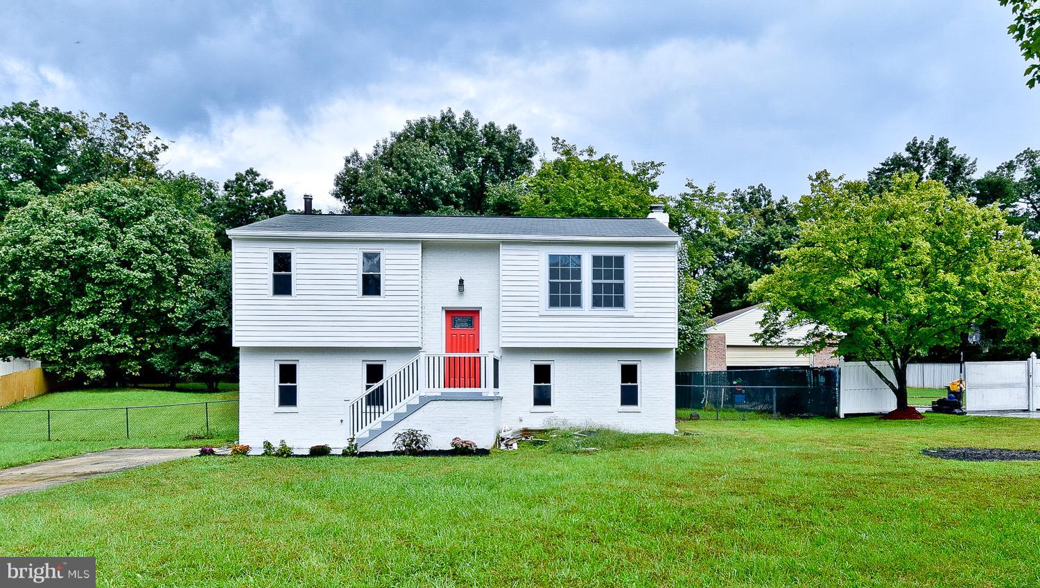 3704 Oaklawn Road Fort Washington, MD 20744 - Photo 1 of 30 Exterior (Front)