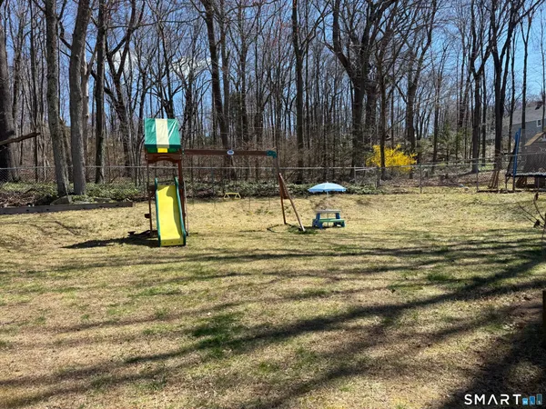 $299,900 | 228 Fern Hill Road, Bristol, CT 06010