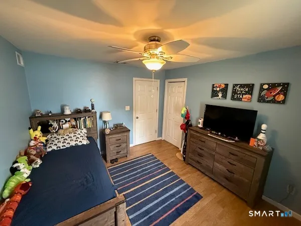 $299,900 | 228 Fern Hill Road, Bristol, CT 06010