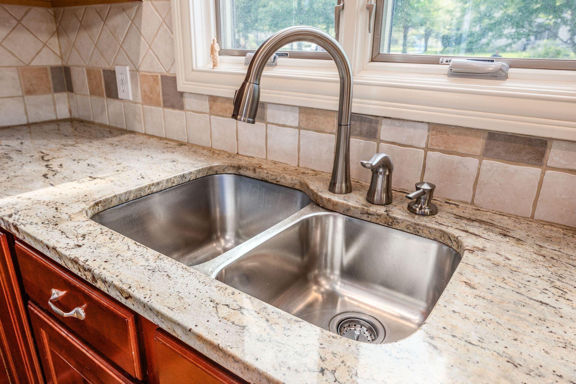 5417 Limestone Ridge Drive Dublin, OH 43016 - Photo 20 of 51 024_c80d52d3_j limestone 128