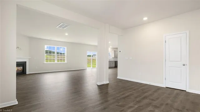 $400,205 | 231 Falcon Lane, Lexington, NC 27295