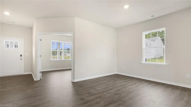 $400,205 | 231 Falcon Lane, Lexington, NC 27295