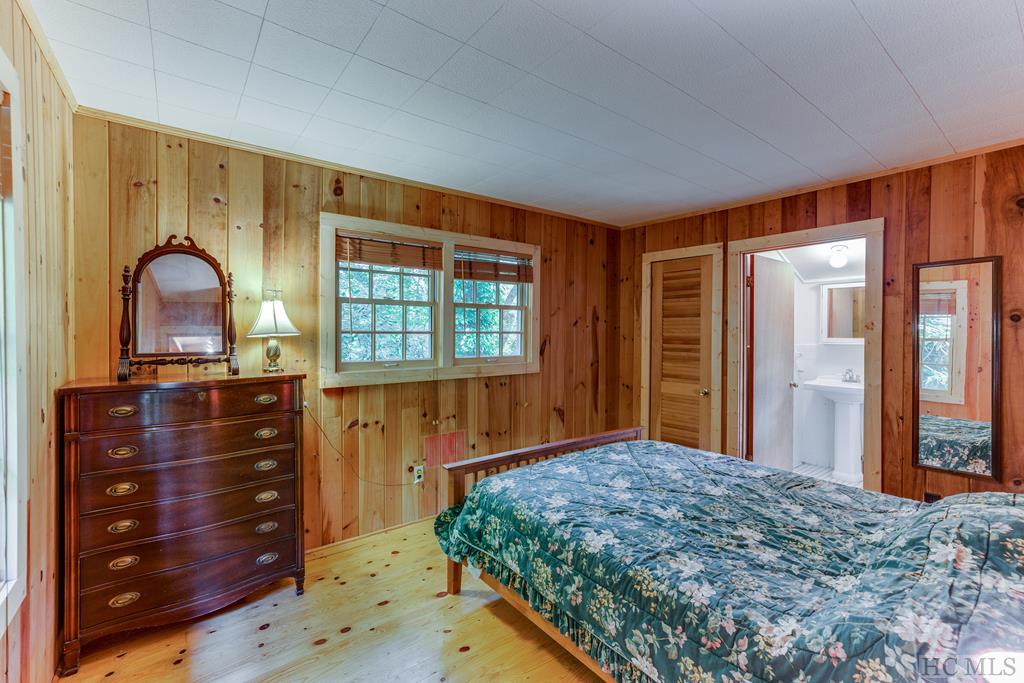 191 Sequoyah Ridge Road Highlands, NC 28741 - Photo 25 of 43 Gallery Image 25