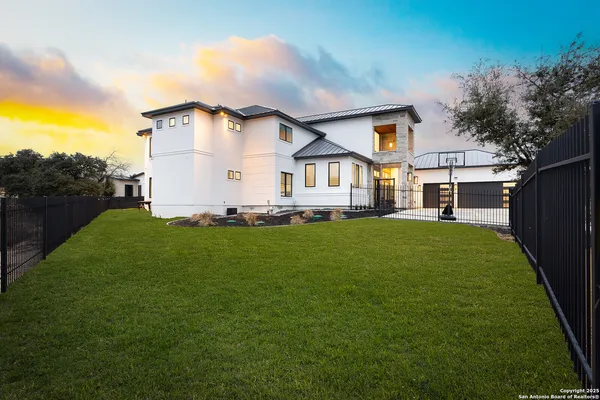 $1,749,900 | 10206 Kendall Canyon, San Antonio, TX 78255