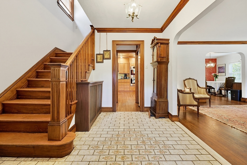 33 Princess Road Newton, MA 02465 - Photo 6 of 42