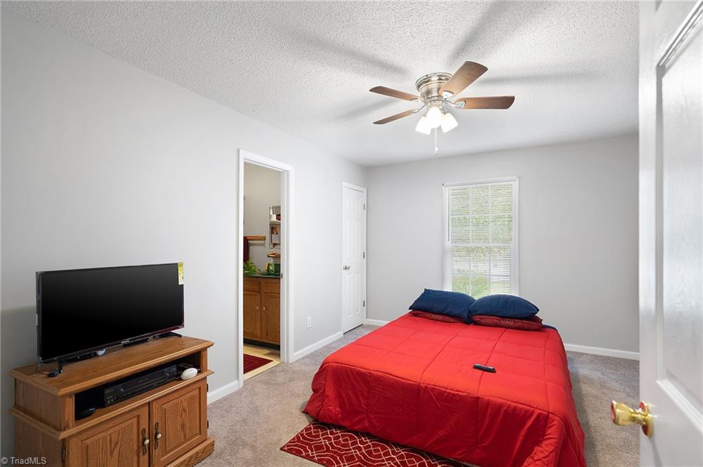 722 Paramount Street High Point, NC 27260 - Photo 15 of 26 Gallery Image 15