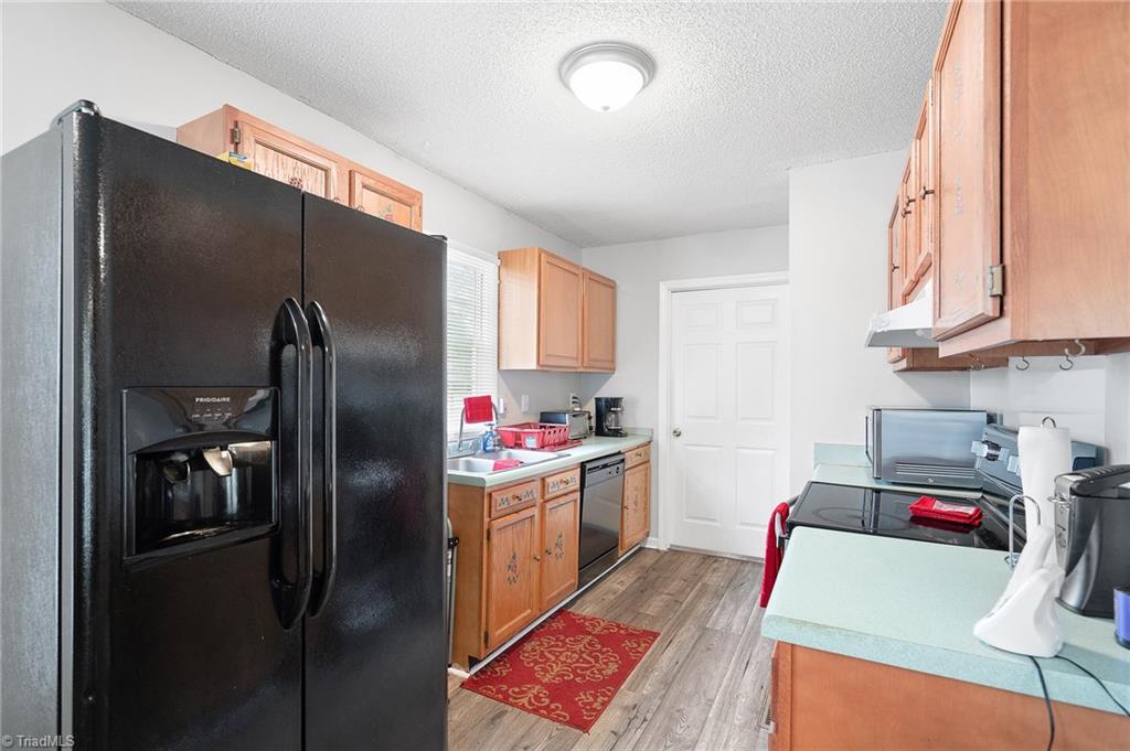722 Paramount Street High Point, NC 27260 - Photo 8 of 26 Gallery Image 8