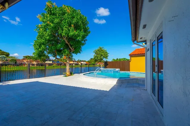 $3,900 | 17302 Northwest 63rd Place, Hialeah, FL 33015