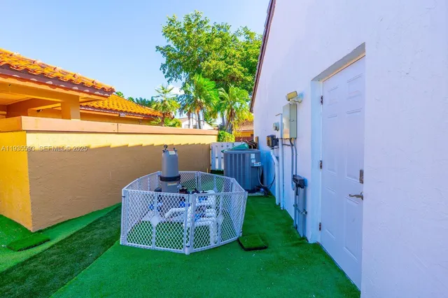 $3,900 | 17302 Northwest 63rd Place, Hialeah, FL 33015