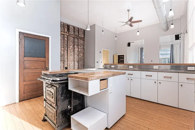 $2,600 | 114 Main Street, Unit 1A, Woonsocket, RI 02895