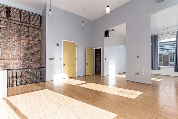 $2,600 | 114 Main Street, Unit 1A, Woonsocket, RI 02895