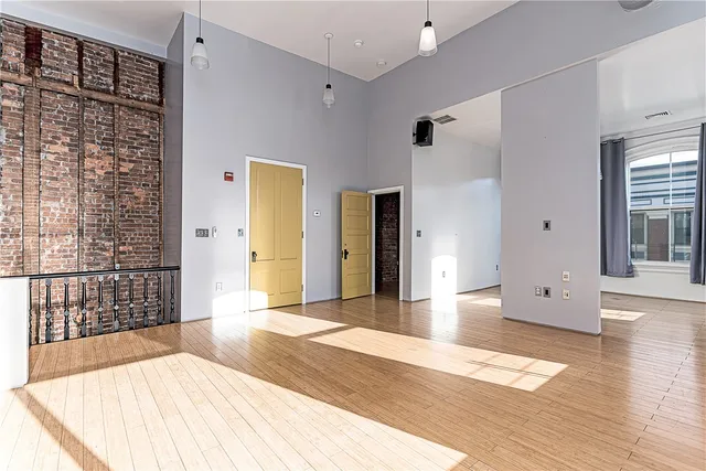 $2,600 | 114 Main Street, Unit 1A, Woonsocket, RI 02895