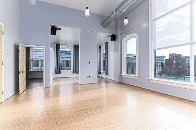 $2,600 | 114 Main Street, Unit 1A, Woonsocket, RI 02895