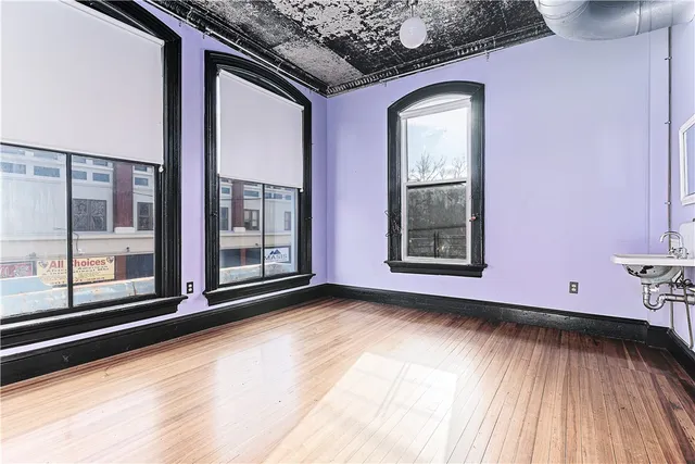 $2,600 | 114 Main Street, Unit 1A, Woonsocket, RI 02895