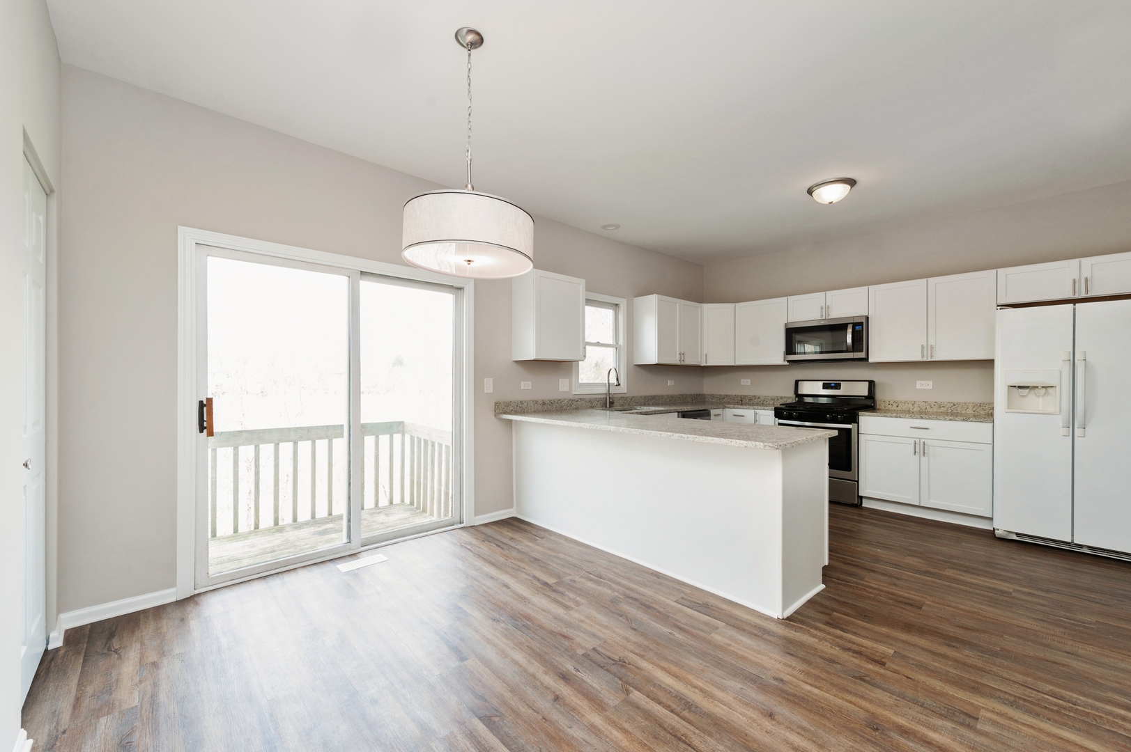 490 Flora Drive Algonquin, IL 60102 - Photo 7 of 25