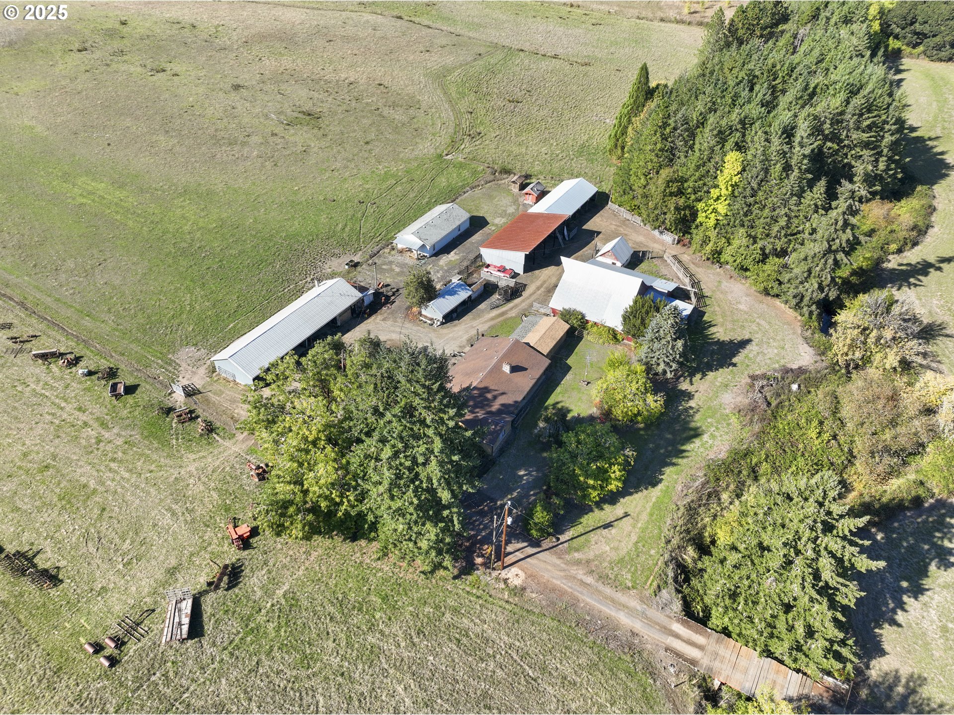 17300 Southwest Muddy Valley Road McMinnville, OR 97128 - Photo 5 of 31