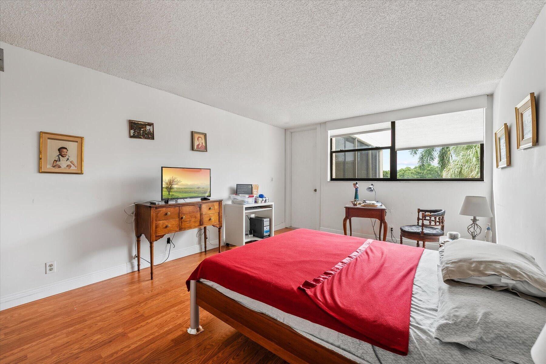 16251 Golf Club Road, Unit 312 Weston, FL 33326 - Photo 14 of 25 20231005014904811899000000-o