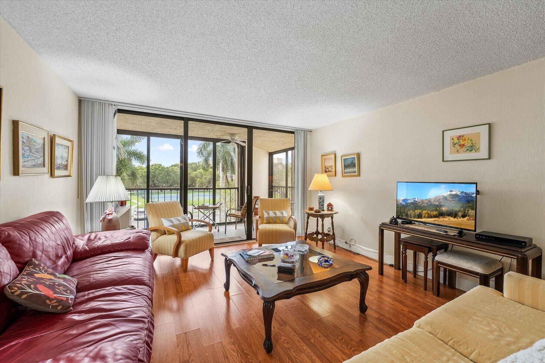 16251 Golf Club Road, Unit 312 Weston, FL 33326 - Photo 7 of 25 20231005014837778272000000-o