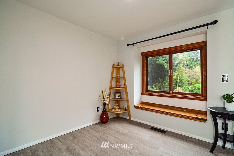 4454 Ferncroft Road Mercer Island, WA 98040 - Photo 15 of 30
