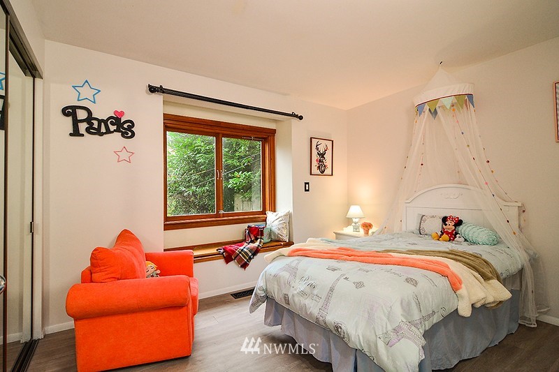 4454 Ferncroft Road Mercer Island, WA 98040 - Photo 16 of 30