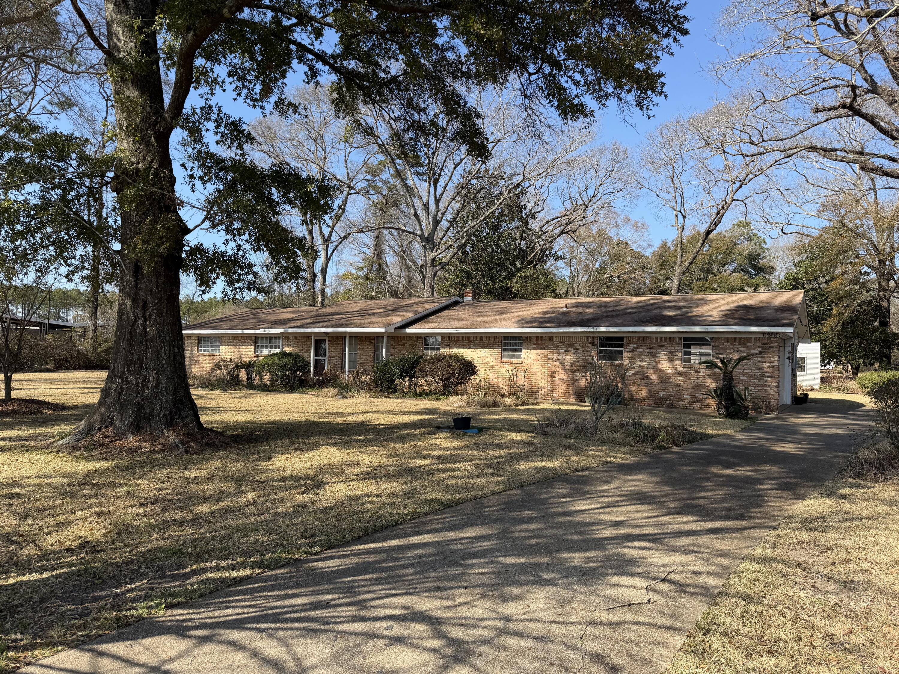 6288 Old Bethel Road Crestview, FL 32536 - Photo 2 of 44