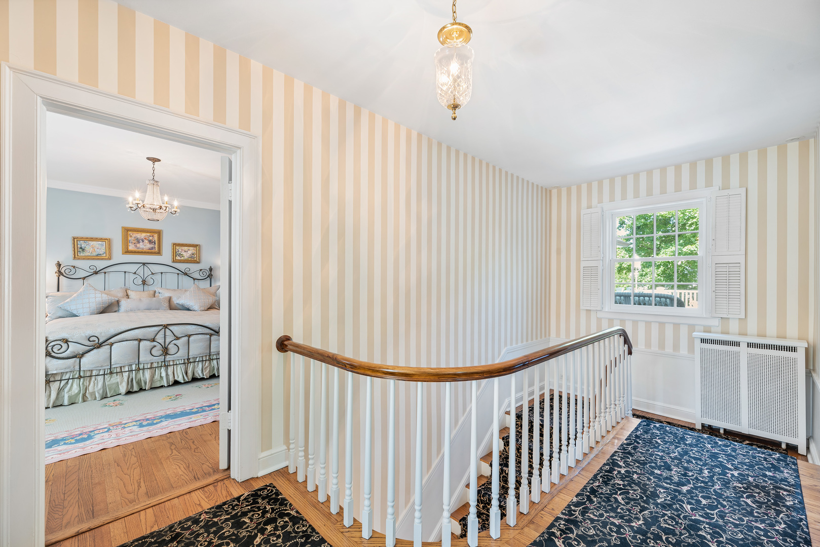 611 County Line Road Highland Park, IL 60035 - Photo 24 of 49 a view of a hallway