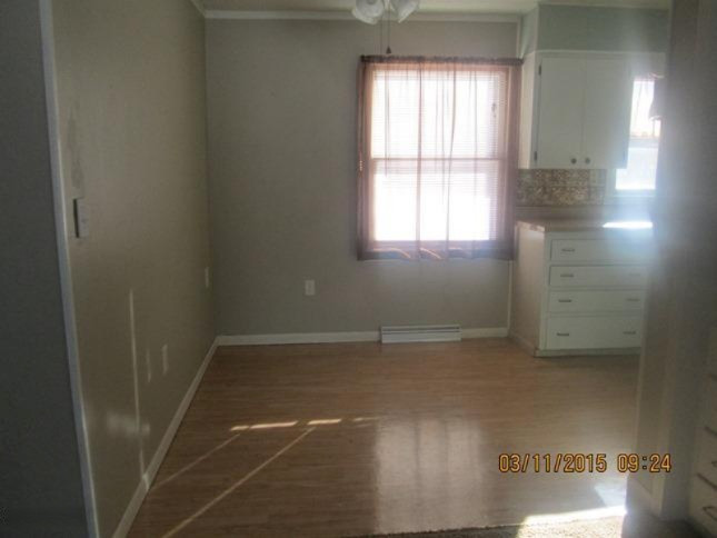 870 Chatterson Road Muskegon, MI 49442 - Photo 3 of 10 870 Chatterson 3-11-15 (3)
