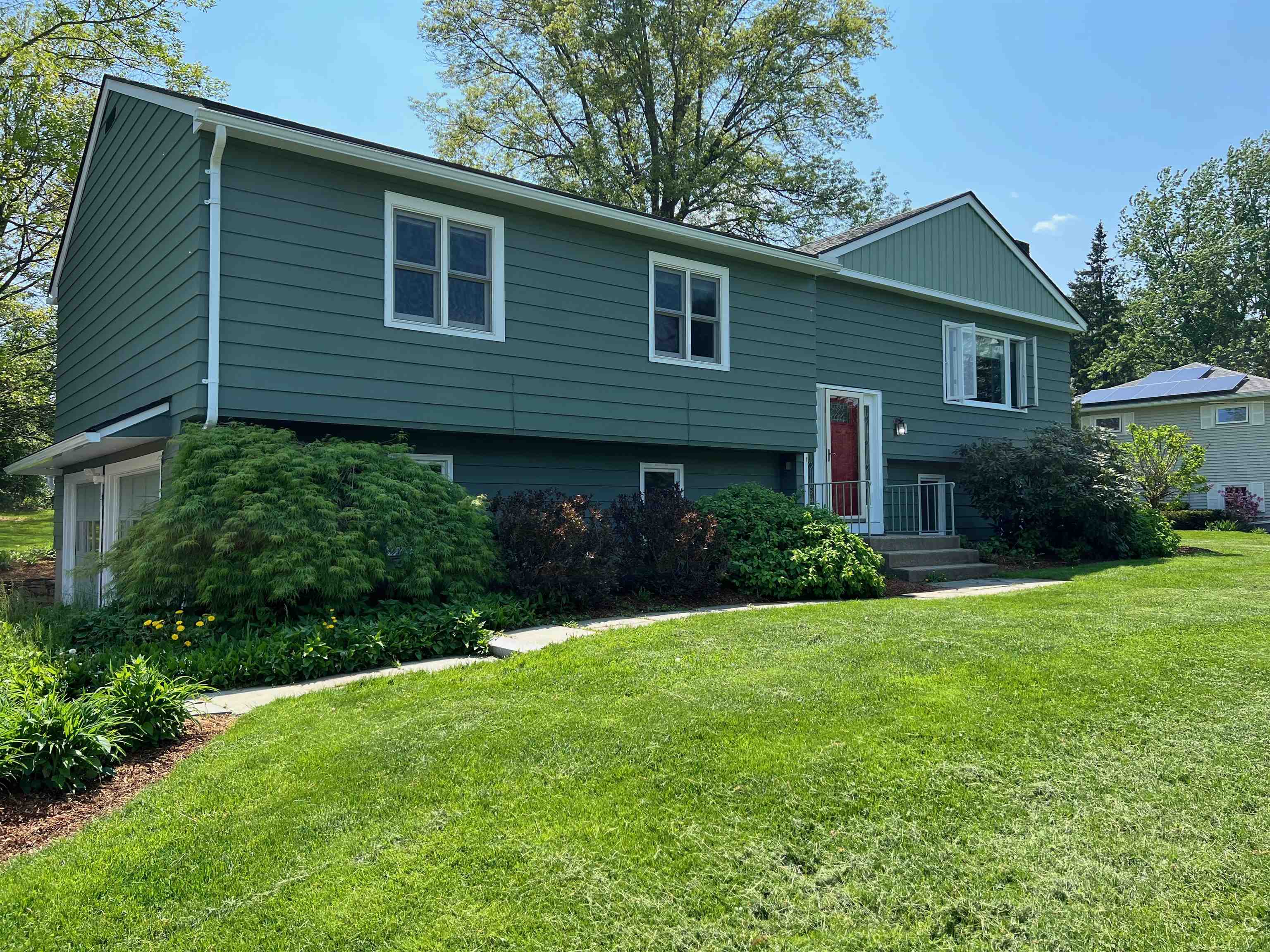 338 Collamer Circle Shelburne, VT 05482 - Photo 1 of 38