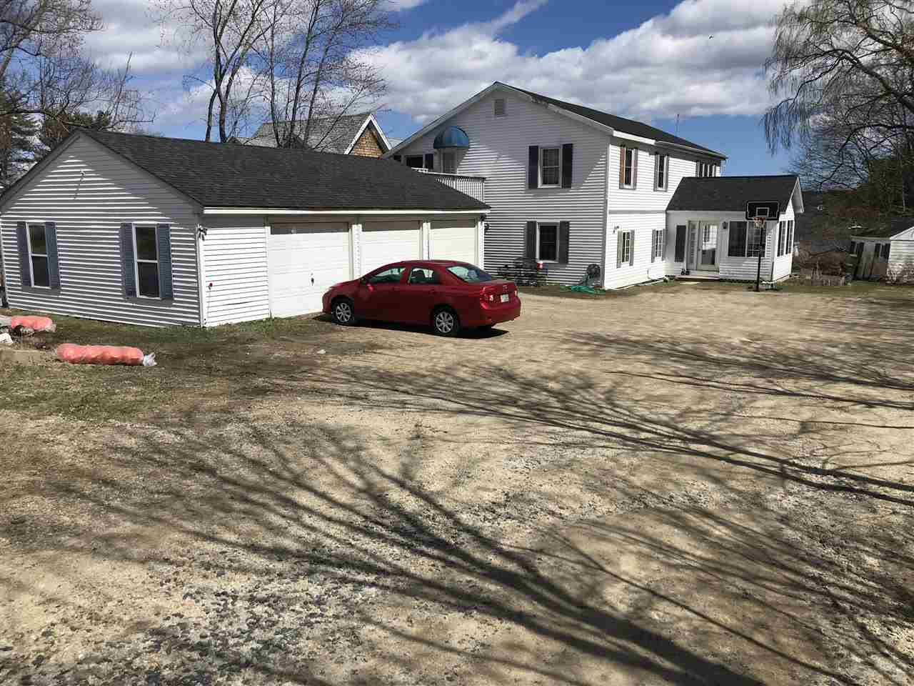 318 Dover Point Road Dover, NH 03820 - Photo 2 of 28