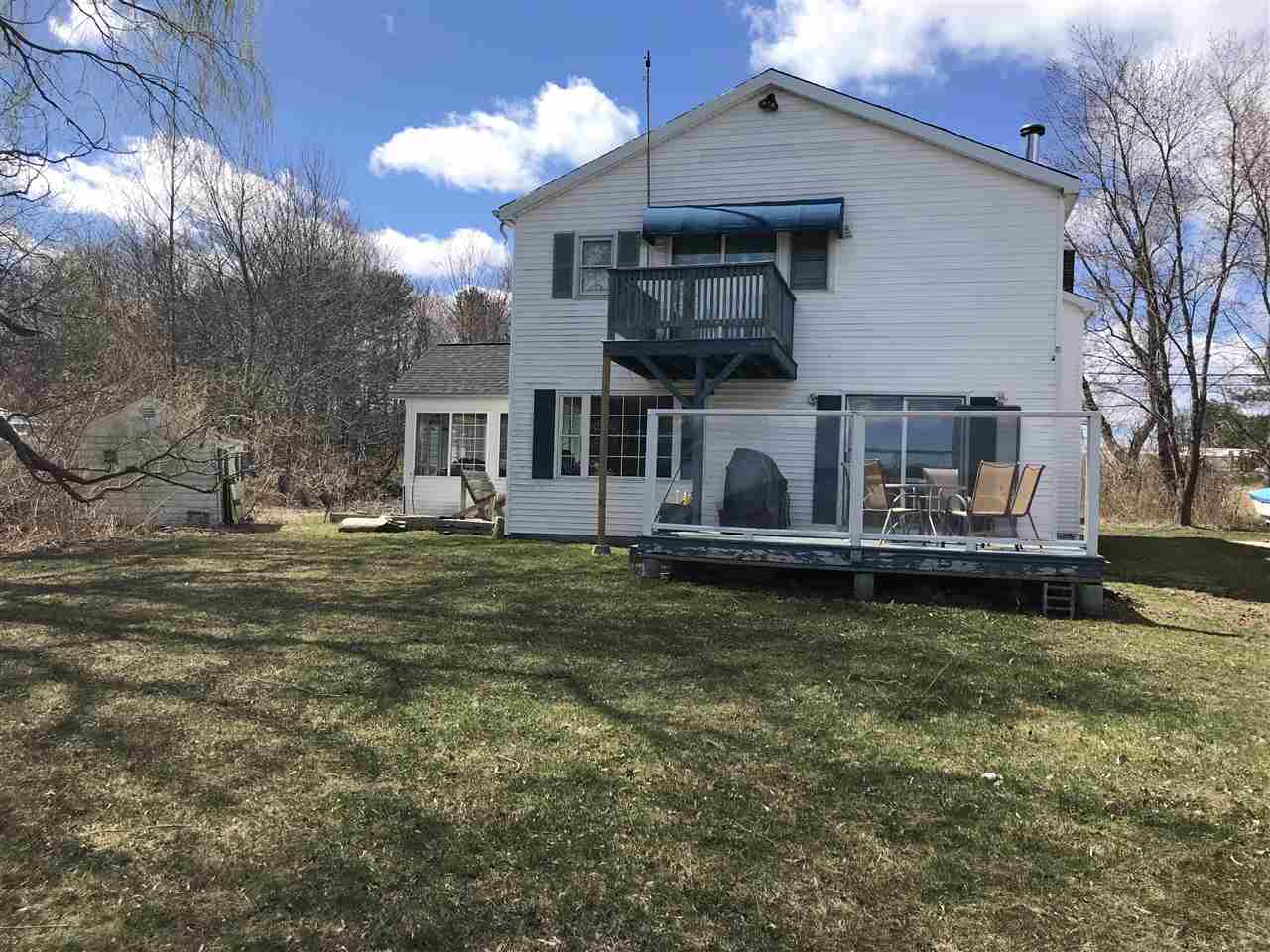 318 Dover Point Road Dover, NH 03820 - Photo 4 of 28