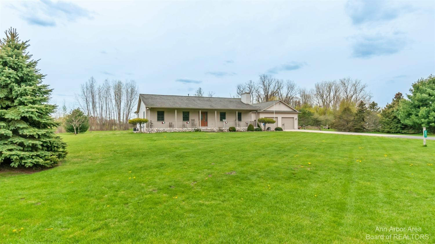8631 Ederer Road Saginaw, MI 48609 - Photo 3 of 53 Photo 3
