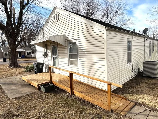 $147,500 | 1823 East 9th Street, Sedalia, MO 65301