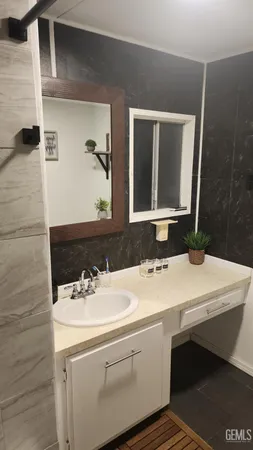 $70,000 | Undisclosed Address, Delano, CA 93215