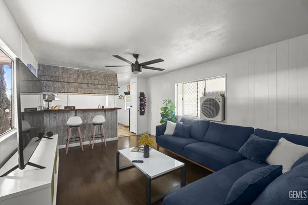 $70,000 | Undisclosed Address, Delano, CA 93215