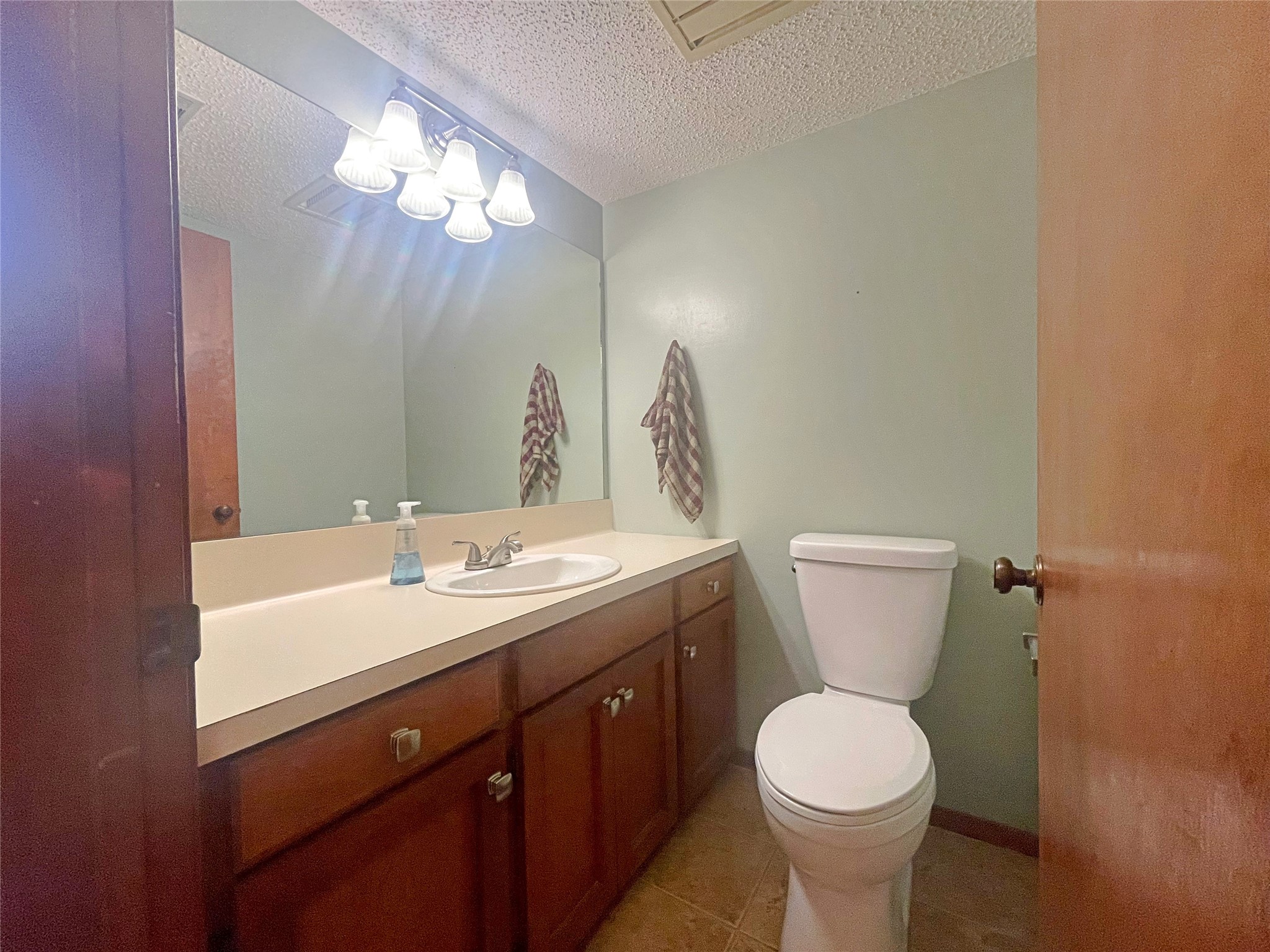 1000 Allison Street Brenham, TX 77833 - Photo 23 of 34 half bath downstairs