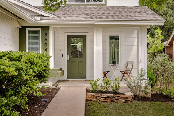 $3,300 | 8504 Verona Trail, Austin, TX 78749