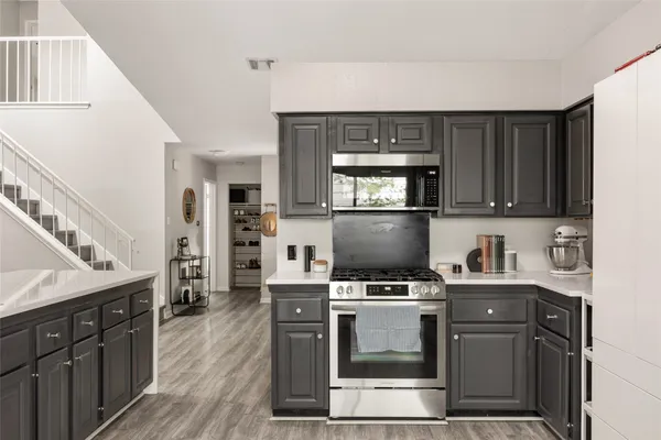 $3,300 | 8504 Verona Trail, Austin, TX 78749