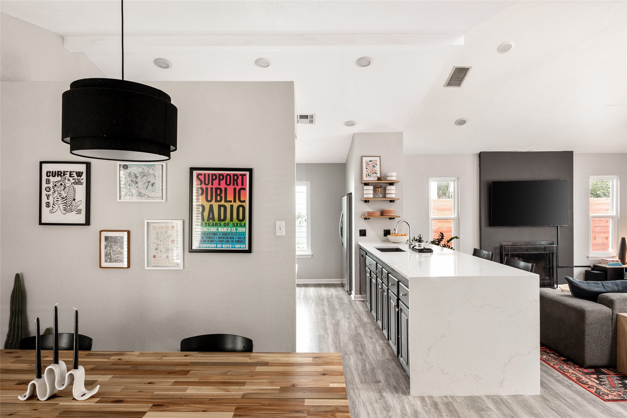 8504 Verona Trail Austin, TX 78749 - Photo 32 of 32 a living room with furniture and a flat screen tv