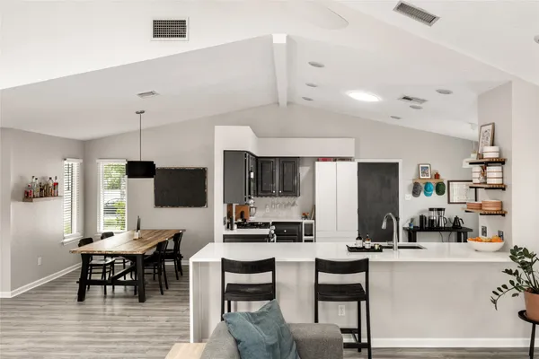 $3,300 | 8504 Verona Trail, Austin, TX 78749