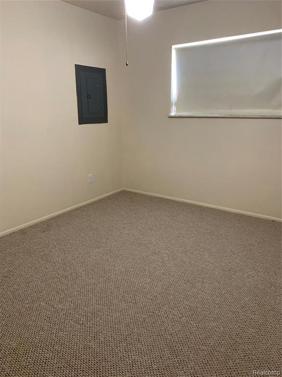 33110 Fraser Avenue Fraser, MI 48026 - Photo 16 of 19